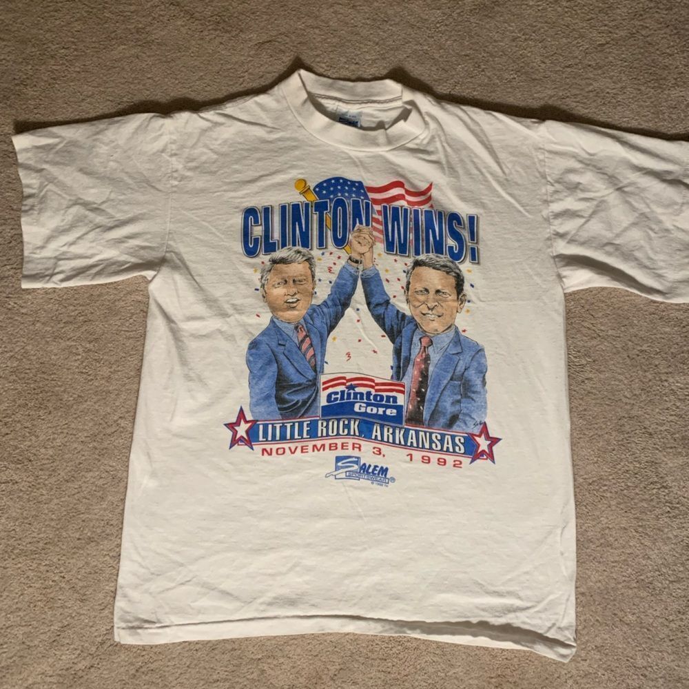 Vintage 1992 “Clinton/Gore Win” Salem Sportwear Cotton Tshirt